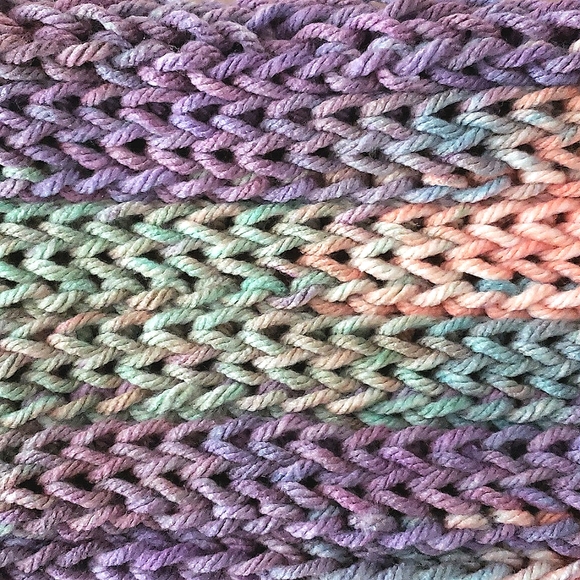 Handmade Knit Turban Headband - Picture 5 of 5